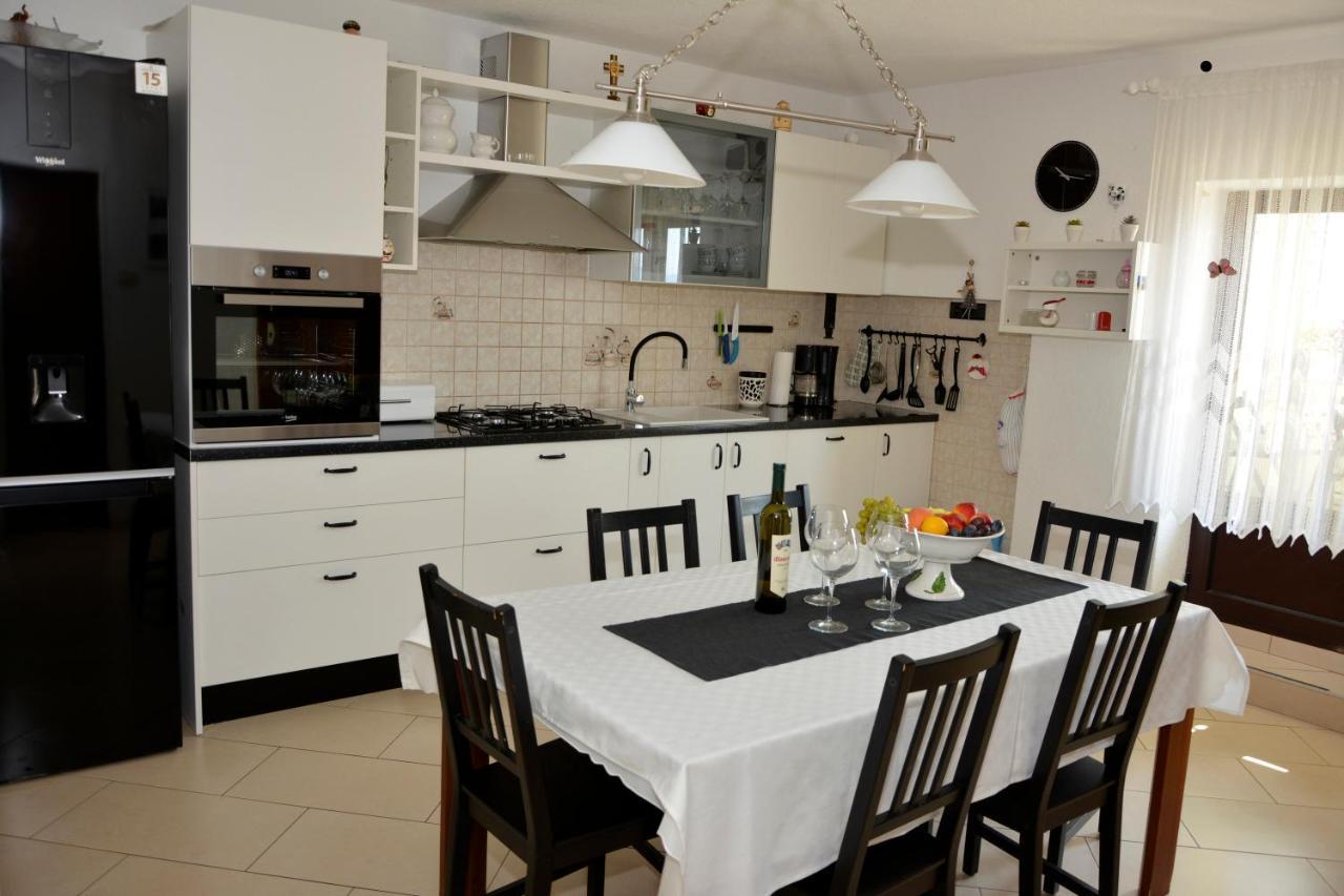 Apartment Rita Senj  Ngoại thất bức ảnh